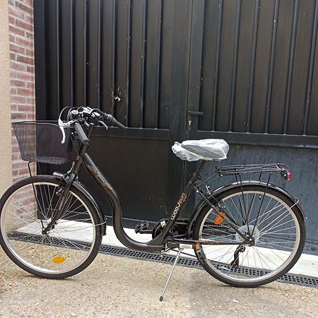 Magnifique Studio Climatisation, Parking A Velos, Velos En Option, Centre Ville Parking Prive Jardin Монтаржи Екстериор снимка